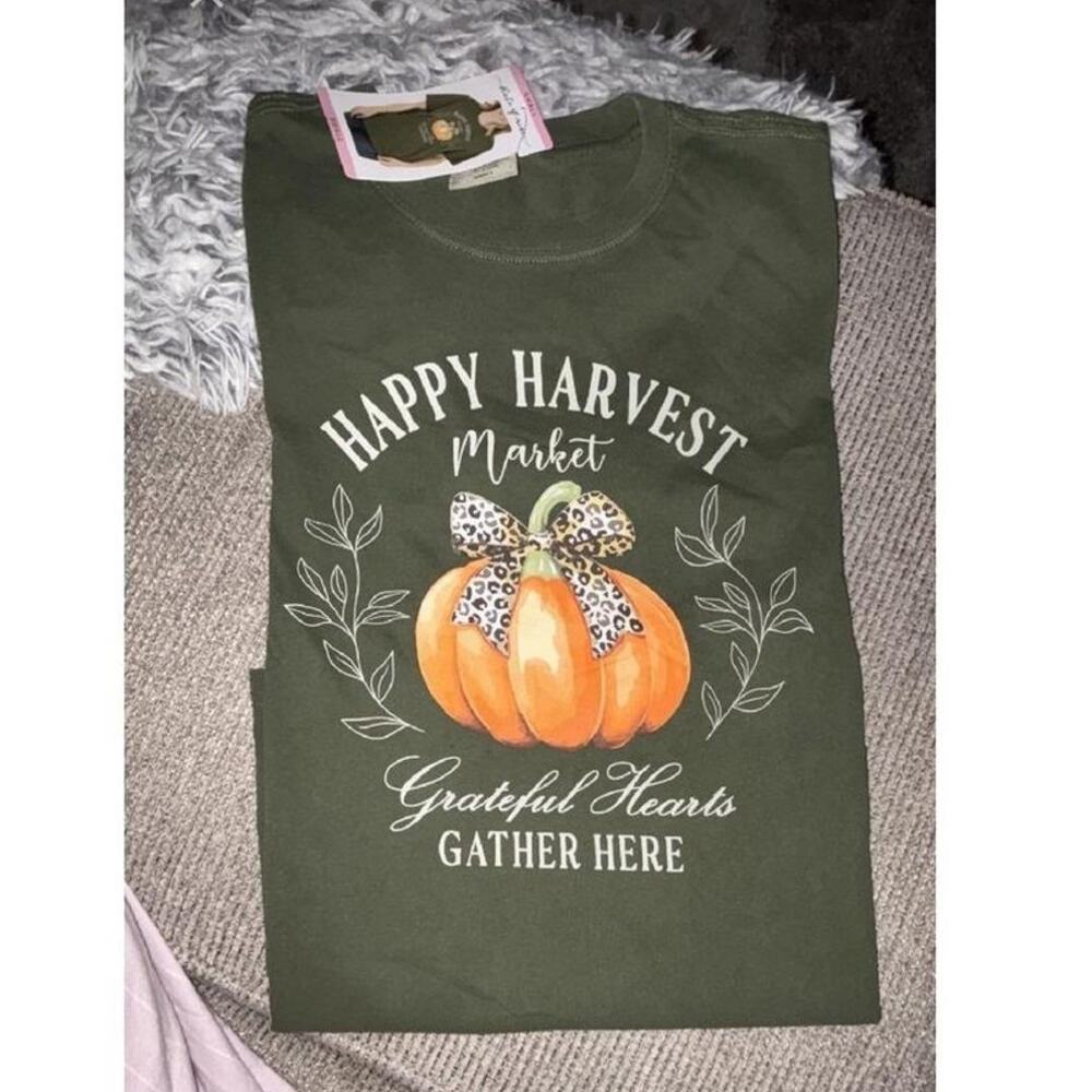 State Of Mine Olive Green Happy Harvest Market Pumpkin Graphic T Shirt SZ S NWT